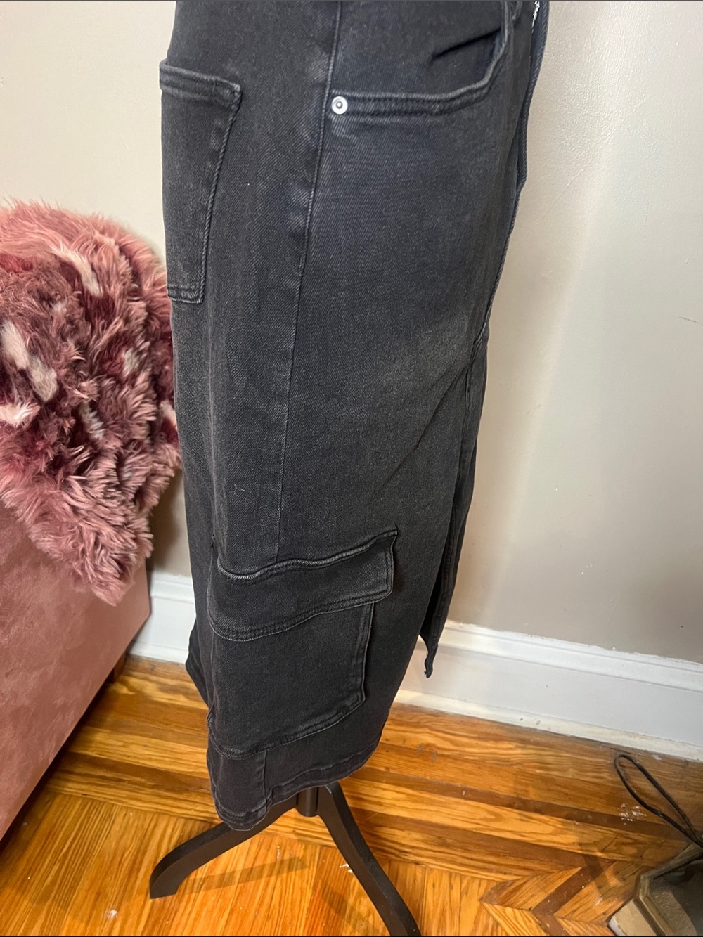 Washed Black Cargo Pocket Midi Denim Skirt - Picture 3 of 4